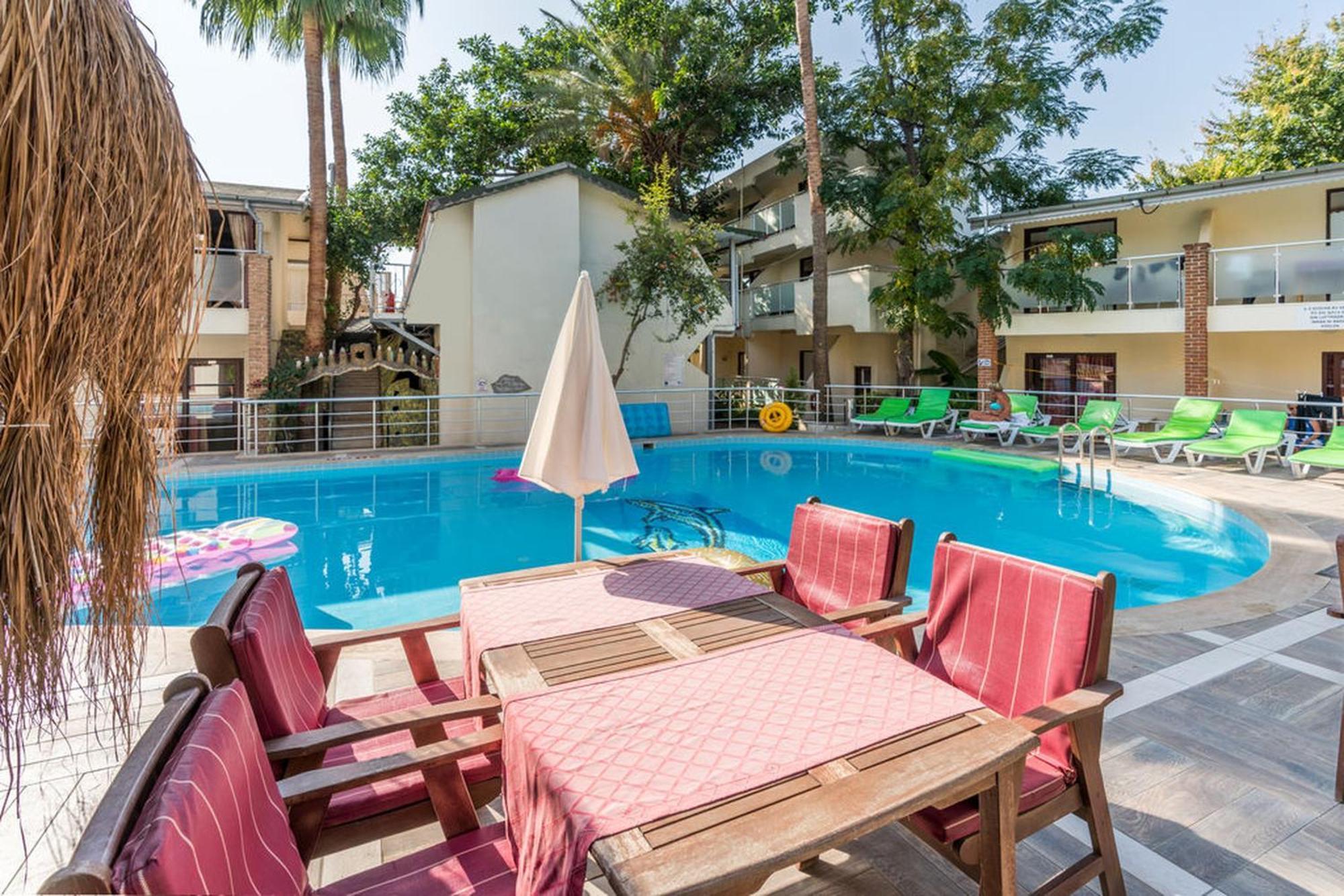 Tropic Beach Club Side Hotel Ngoại thất bức ảnh