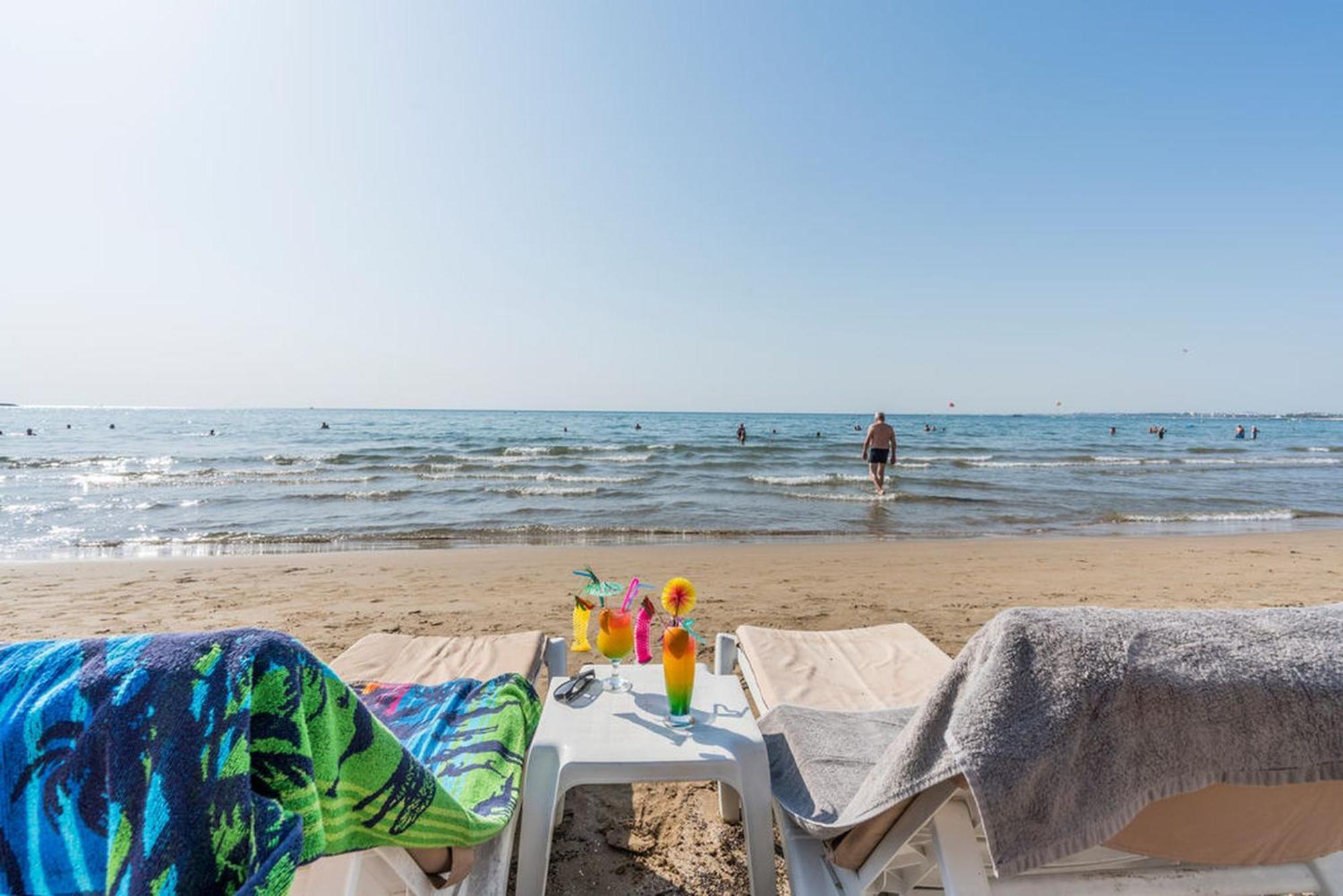 Tropic Beach Club Side Hotel Ngoại thất bức ảnh