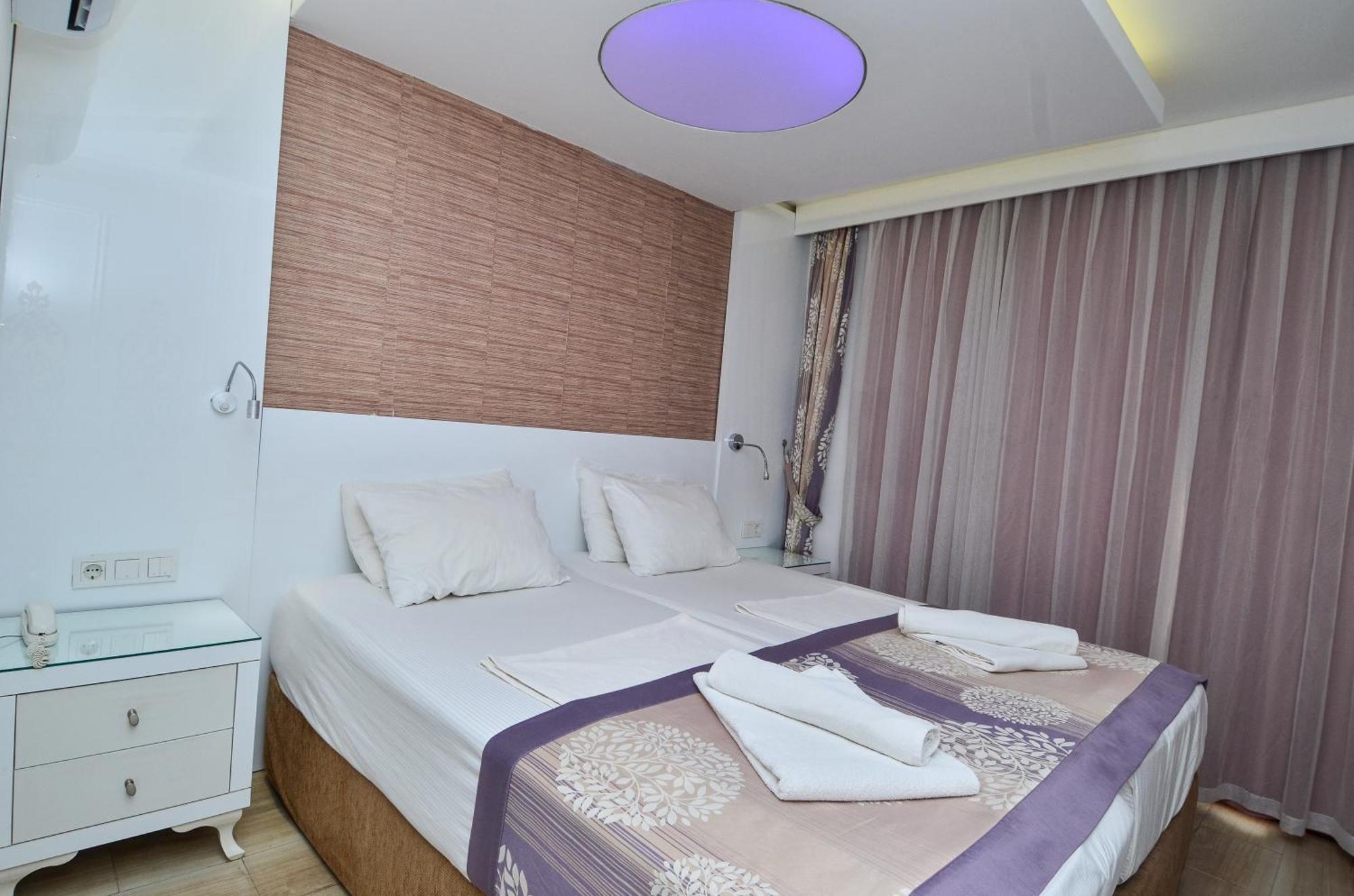 Tropic Beach Club Side Hotel Ngoại thất bức ảnh