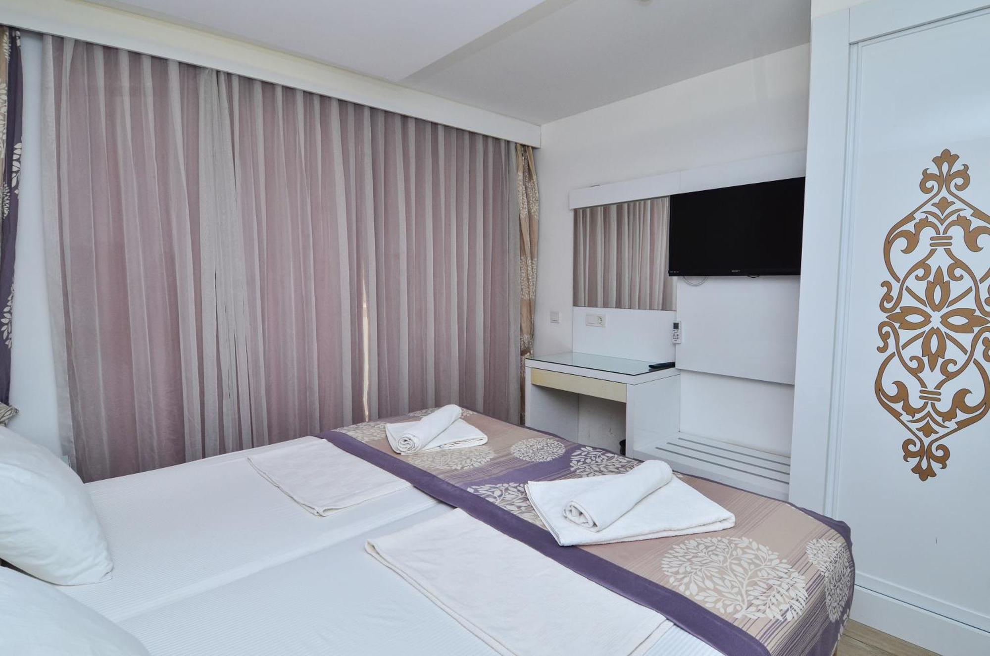 Tropic Beach Club Side Hotel Ngoại thất bức ảnh