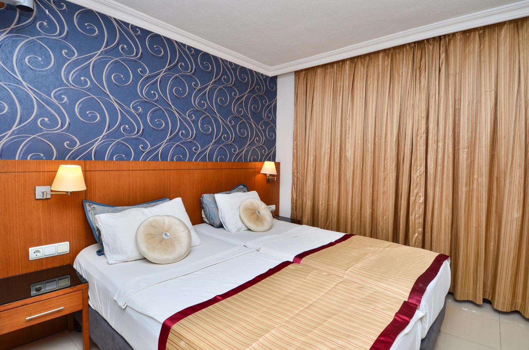 Tropic Beach Club Side Hotel Ngoại thất bức ảnh