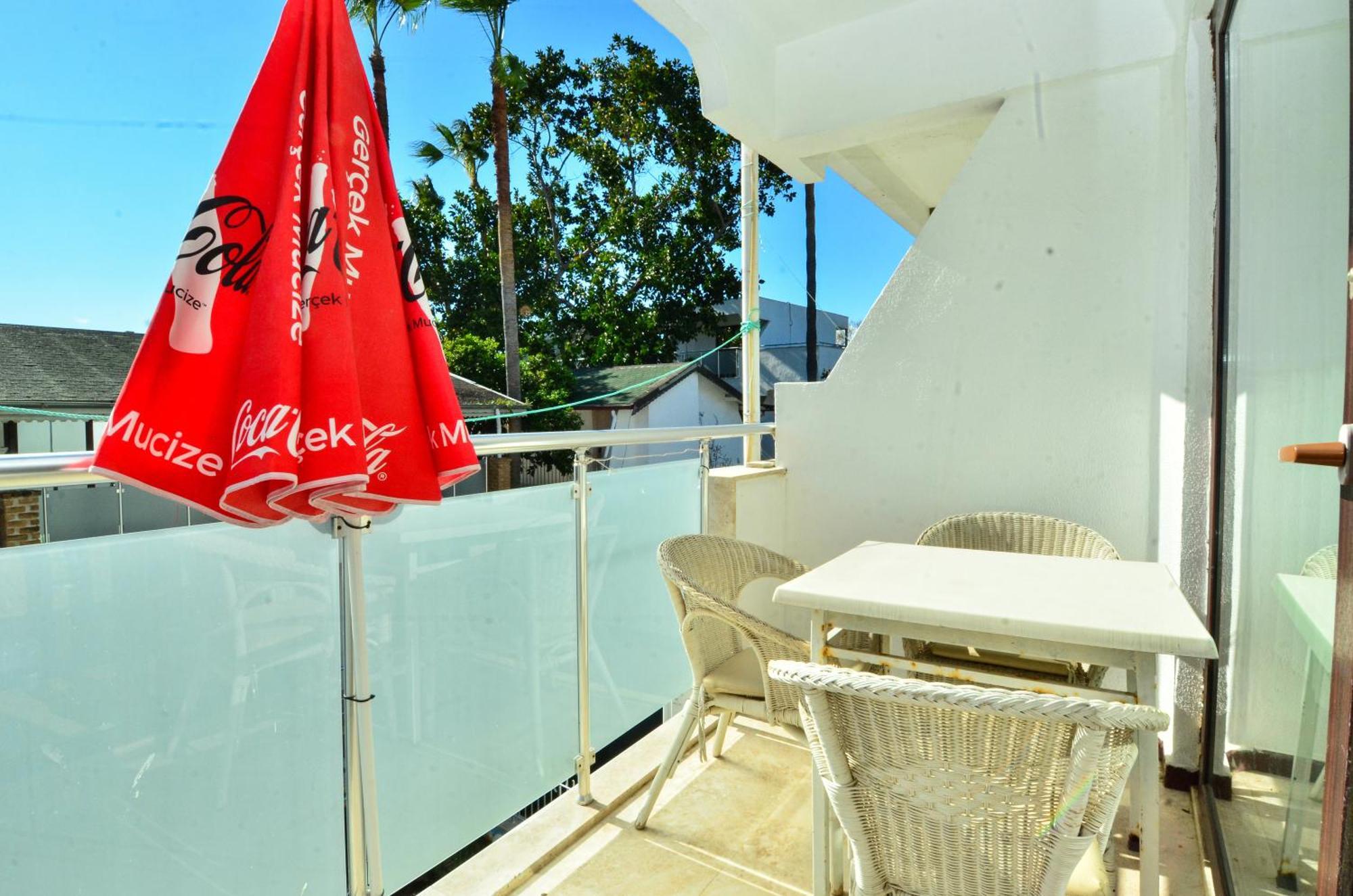 Tropic Beach Club Side Hotel Ngoại thất bức ảnh