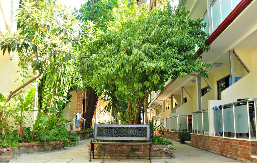 Tropic Beach Club Side Hotel Ngoại thất bức ảnh